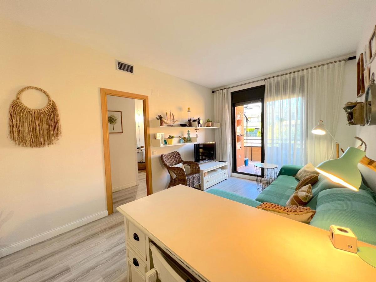 Coma-Ruga Beach Apartment Таррагона Екстер'єр фото