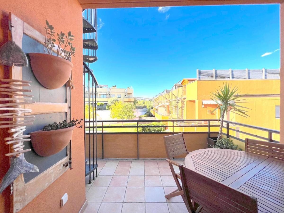 Coma-Ruga Beach Apartment Таррагона Екстер'єр фото