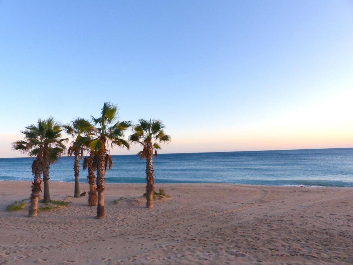Coma-Ruga Beach Apartment Таррагона Екстер'єр фото